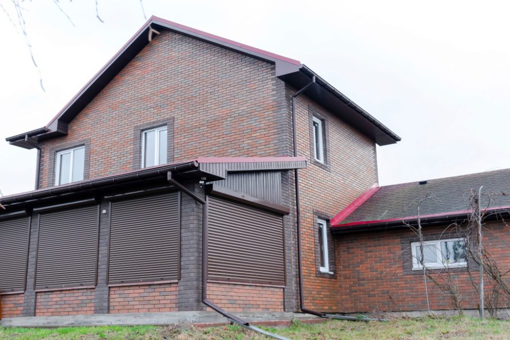 investment-in-real-estate-concept_t20_8gAOxQ